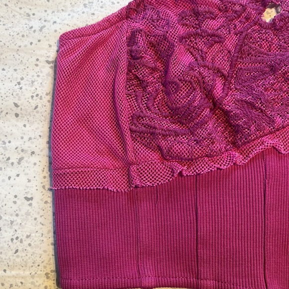 Elegant Pink Lace Button-Up Women's Top - Picture 2 of 4